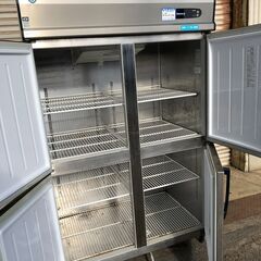 年末処分価格☆取引限定☆ ダイワ DAIWA 業務用縦型 4ドア 冷蔵庫