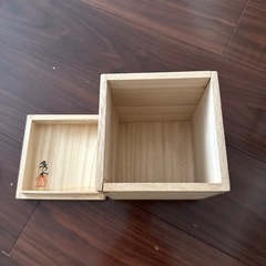 木箱の画像