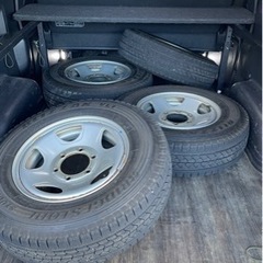 ハイエーススタッドレスホイール付き