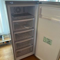 ２０１６製　冷凍庫の画像