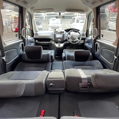 低走行7万キロ！H23年式☆月々1.1万円〜分割払い可❗️車検2年付き！大人気☆ニッサン セレナ☆8人乗り☆ナビ☆TV/DVD☆ETC☆バックカメラ☆ドラレコ☆両方電動スライドドア☆ウィンカーミラー☆フル装備☆車内広々三列シート‼️の画像