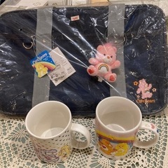 未使用　ケアベア　バッグ、マグカップ