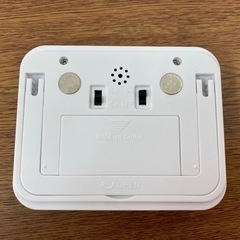 卓上デジタル時計の画像