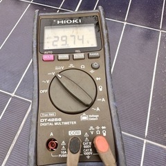 【鉾田市烟田】激安中古ソーラーパネル240W 発電問題ありませんが、裏面難あり　太陽光パネルの画像