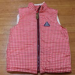 ★冬物 中綿ベスト 130cm★HusHusH ハッシュアッシュ★女の子 かわいい感じ リバーシブル★ワールド 上着  ダウン ボア コート 防寒★の画像
