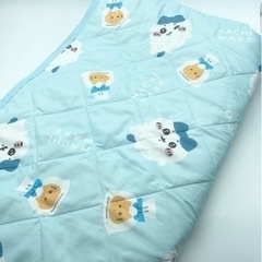 中古◆しまむら◆ちいかわ◆マルチカバー◆カーペットカバー◆
