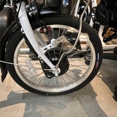 Petit カイホウジャパン 電動三輪車 BEPN18 18インチ ホワイトの画像