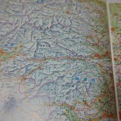 【お話中】大型地図帳２冊セット(世界&日本)の画像