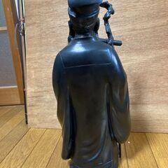 木箱入り寿老人の置物です