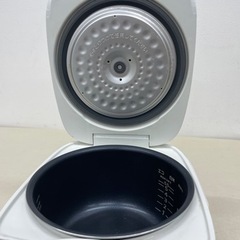 TIGER タイガー マイコン炊飯ジャー 5.5合炊き JBG-BC10 アーバンホワイト 炊飯器 2014年製 動作品の画像