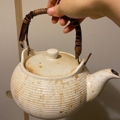 漢方薬の壺の画像