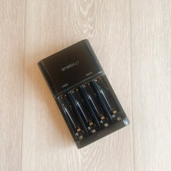単三電池充電器 eneloop
