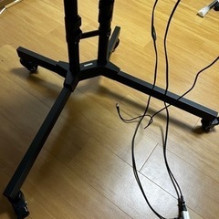 PS4Slim ＋40インチHDモニタースタンド付き