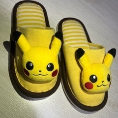 ピカチュウ　スリッパ
