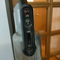 コードレススティッククリーナー YC-S36G1　掃除機　の画像