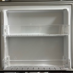ハイセンス 冷蔵庫 幅55cm 227L シルバー HR-B2302 2ドア 右開き 大容量冷蔵室174L 自動霜取り スリムの画像