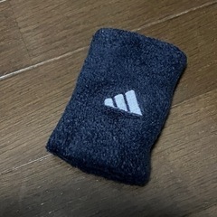 adidas リストバンド