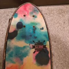 スケートボード　クルーザー　globeの画像