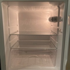 106リットル 2ドア冷蔵庫 グラシア WHの画像