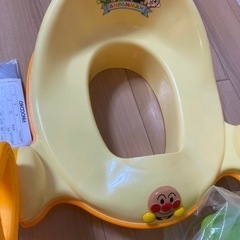 アンパンマン　２WAYでつかえる！ステップ付き補助便座の画像