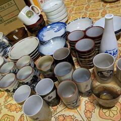 食器たくさんありますの画像