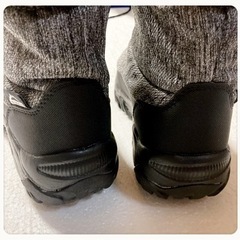 ꒰試着のみ꒱撥水加工 防寒 メンズ ショートブーツ 25.5cm 白黒モノトーンの画像