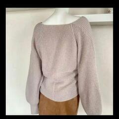 ヴァニティフェイス　ニットセーターの画像