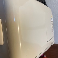 石油ファンヒーターの画像