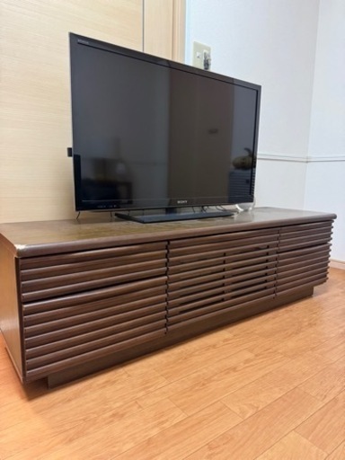 テレビボード