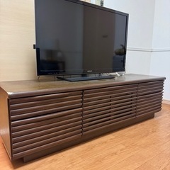 テレビボードの画像