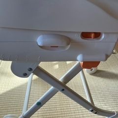 決まりました！コンビ　ハイローチェア　テーブルと専用椅子カバー付き！の画像