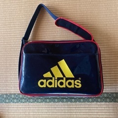 adidasスポーツバッグ