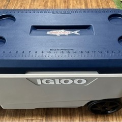 イグルー フリップ＆トウ 90QT (85L) クーラーボックス...