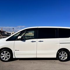 神奈川【自社ローン】保証人無可★全国対応★セレナ【ハイウェイスターハイブリッド】アイドリングストップ/パワスラ/走行中TV可/バックカメラ/Sキー/クルコン/Pスタート/オートライト/純正メモリナビ/Bluetooth/ETCの画像
