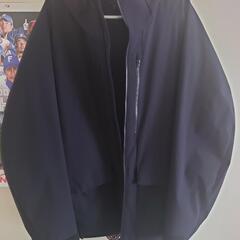 ハイブリッドダウンパーカー　ユニクロ