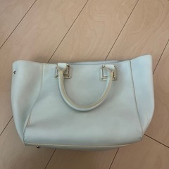 パピヨネ　ハンドバッグ