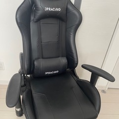 ゲーミングチェアの画像