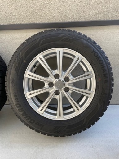 スタッドレスタイヤ　195/65/15 アイスガード6