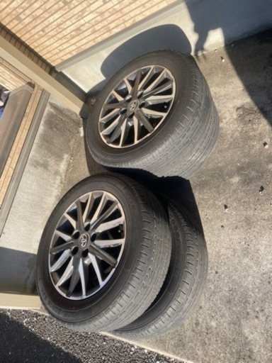 80ヴォクシーZS 純正タイヤ