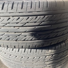 80ヴォクシーZS 純正タイヤ