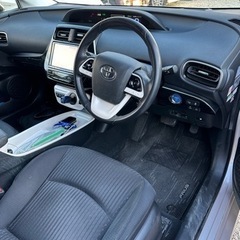 トヨタプリウス28年車　Aグレード　88,700km  車検7年／10月の画像