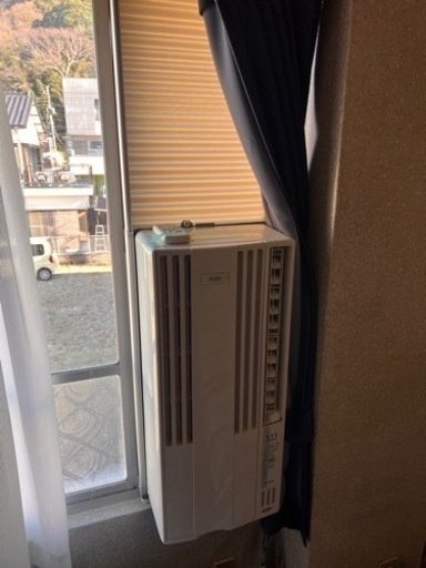 コロナ　ウィンドーエアコン　枠付き