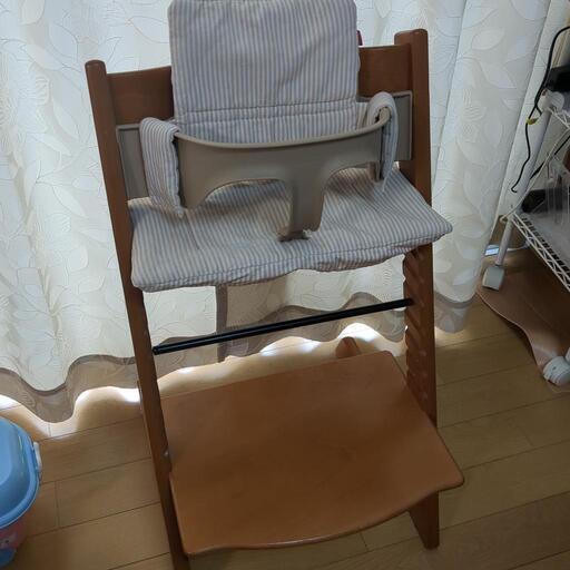 ストッケ　トリップトラップ　子ども椅子　カバー付き