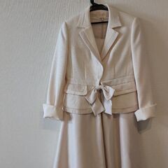 セレモニースーツ