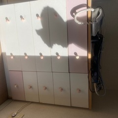 学習机、タンスのセットの画像