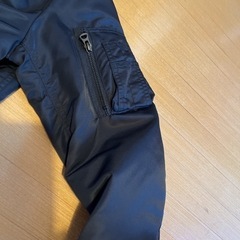 UNIQLO  MA-1  ブルゾン　XS   ユニセックス　黒の画像