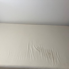 セミダブルベッド