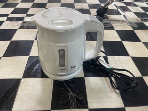 【リサイクルサービス八光】2017年製　タイガー TIGER PCF-G080-W [電気ケトル わく子 0.8L ホワイト]