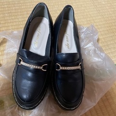 ABC UNE Face ローファー靴