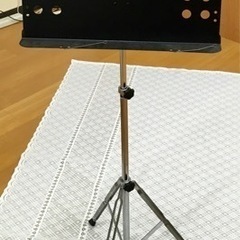 譜面台　三脚あり